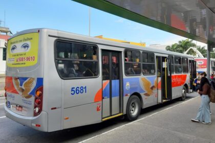 mulher-e-atropelada-por-onibus-na-avenida-andromeda-em-barueri