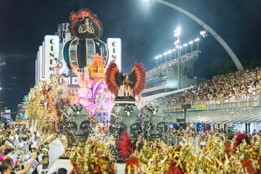 politica-e-escolas-de-samba:-como-foi-o-tom-dos-desfiles-no-rio-e-em-sao-paulo