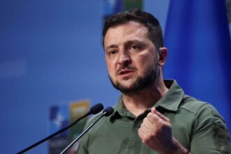 zelensky-diz-que-navalny-foi-morto-em-prisao-e-putin-deveria-ser-responsabilizado