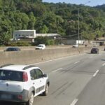 carreta-tomba-e-bloqueia-rodovia-fernao-dias-em-sp