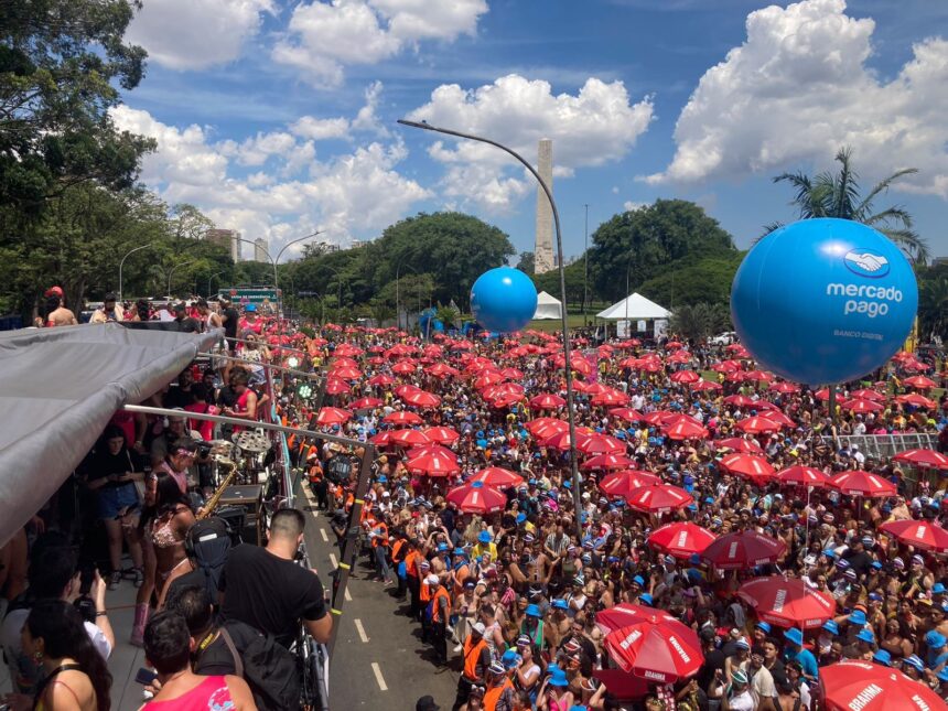 quatro-principais-capitais-do-carnaval-geraram-quase-5-mil-toneladas-de-lixo-durante-folia