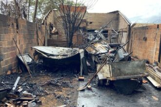 restou-cinzas:-familia-pede-ajuda-apos-incendio-destruir-casa