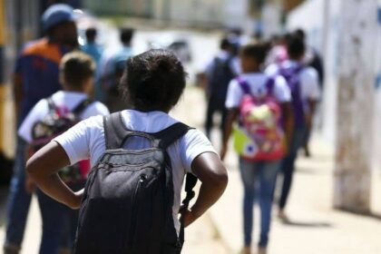 governo-anuncia-fies-social-para-estudantes-de-baixa-renda;-entenda