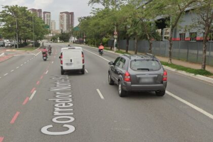 acidente-entre-dois-carros-deixa-homem-ferido-na-avenida-general-ataliba-leonel