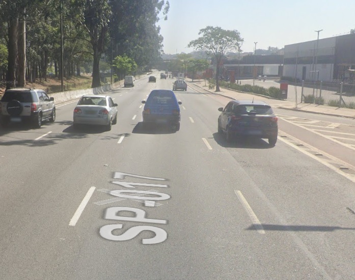 colisao-entre-caminhao-e-automovel-na-avenida-jacu-pessego