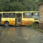 belo-horizonte-(mg):-onibus-da-linha-308-bate-em-muro-na-regiao-do-barreiro-e-deixa-feridos