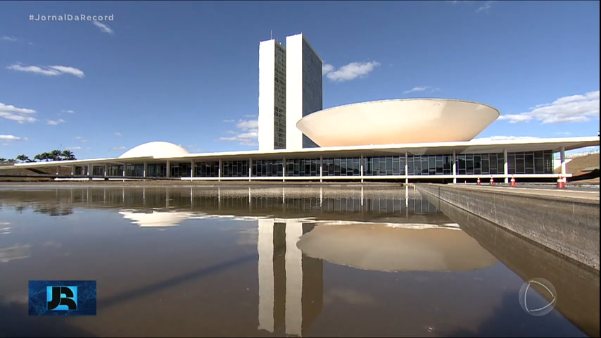 senado-aprova-fim-da-‘saidinha’-temporaria-de-detentos;-entenda