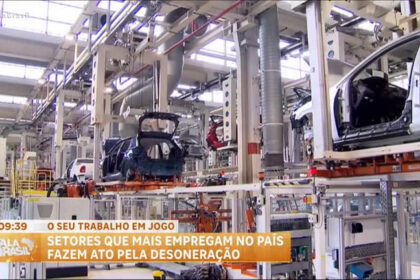 setores-da-economia-que-mais-empregam-no-pais-realizam-ato-sobre-a-folha-de-pagamento