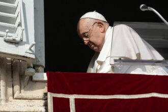 papa-cancela-reunioes-neste-sabado-(24)-por-causa-de-gripe