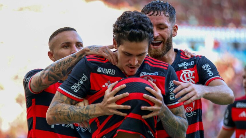 flamengo-vence-fluminense-com-golaco-e-encaminha-titulo-da-taca-guanabara