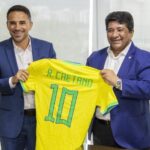 cbf-acerta-com-gerente-do-palmeiras-para-trabalhar-com-rodrigo-caetano-na-selecao