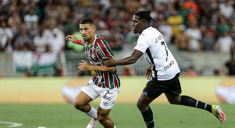 fluminense-conquista-a-recopa-sul-americana-com-vitoria-sobre-a-ldu