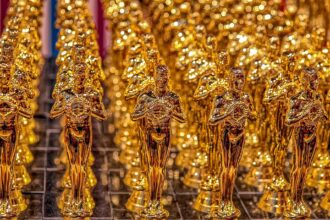 saiba-quais-os-favoritos-ao-oscar-2024-de-acordo-com-premios-ja-recebidos-pelos-filmes-indicados