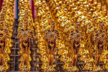 saiba-quais-os-favoritos-ao-oscar-2024-de-acordo-com-premios-ja-recebidos-pelos-filmes-indicados