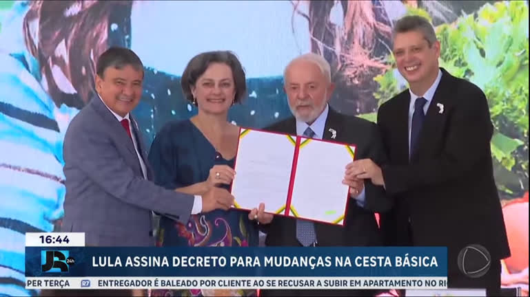 lula-assina-decreto-para-tornar-cesta-basica-mais-saudavel