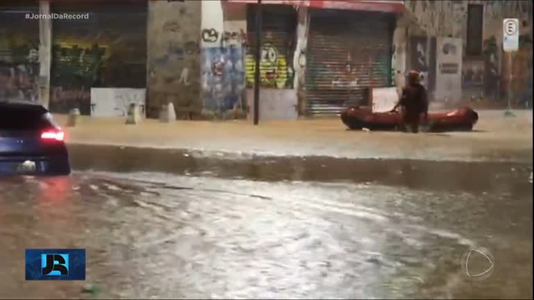 chegada-de-temporal-causa-alagamentos-na-cidade-de-sao-paulo