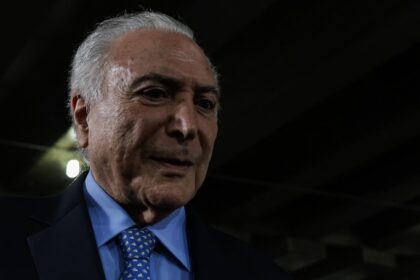 ‘sou-favoravel-ao-fim-da-reeleicao,-mas-grande-reforma-seria-semipresidencialismo’,-diz-temer