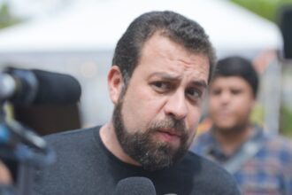 boulos-promete-paridade-de-genero-no-secretariado-se-for-eleito-na-prefeitura-de-sao-paulo