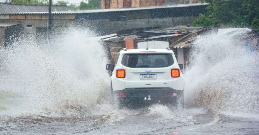 chuva-causa-alagamentos-e-bloqueio-de-vias-em-porto-alegre