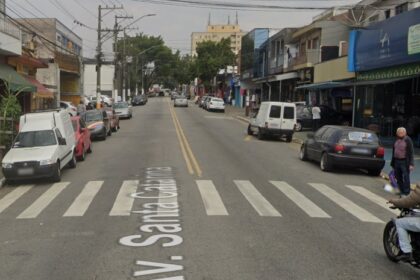 acidente-entre-automovel-e-moto-deixa-homem-ferido-na-avenida-santa-catarina