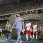 red-bull-bragantino-e-botafogo-decidem-vaga-na-fase-de-grupos-da-libertadores