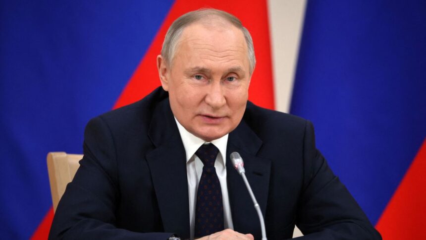 putin-diz-que-criar-unidade-de-energia-nuclear-no-espaco-deve-ser-prioridade,-afirma-imprensa