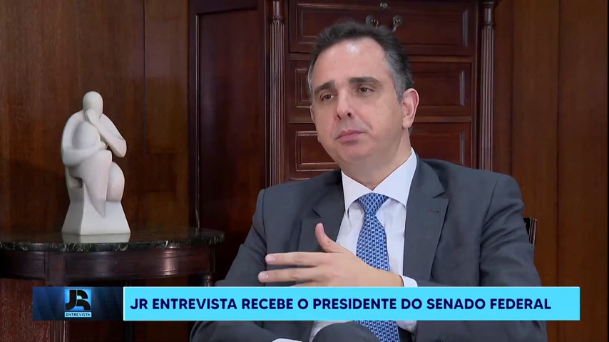 jr-entrevista:-‘quem-porta-droga-tem-que-sofrer-consequencia-juridica’,-diz-pacheco