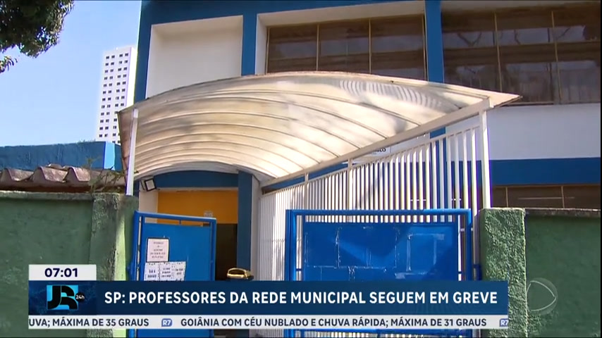 professores-pedem-reajuste-salarial-e-aulas-sao-paralisadas-na-cidade-de-sao-paulo