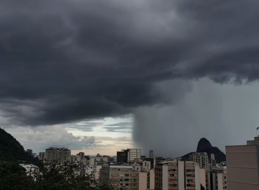 chuvas-no-rj:-meteorologistas-esperam-‘chuva-extrema’-para-estado