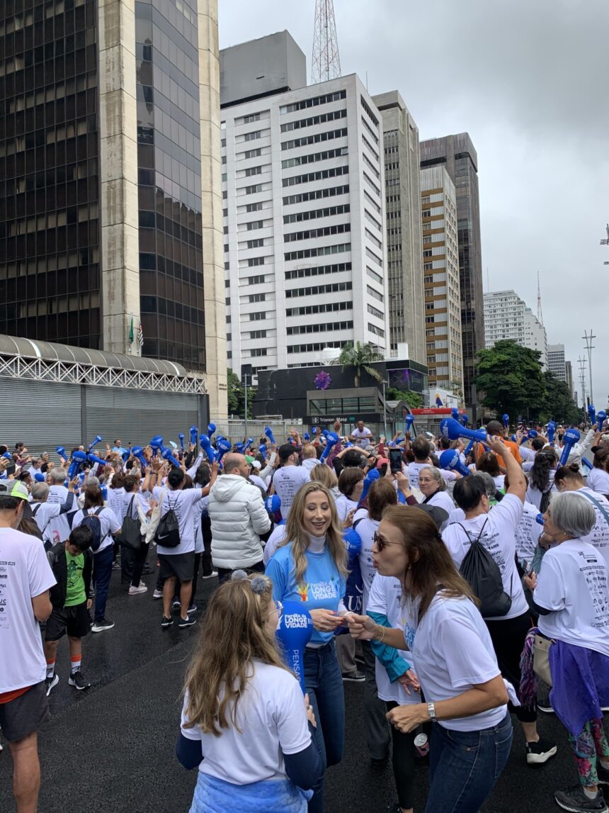 primeira-parada-da-longevidade-foi-realizada-neste-domingo-em-sao-paulo