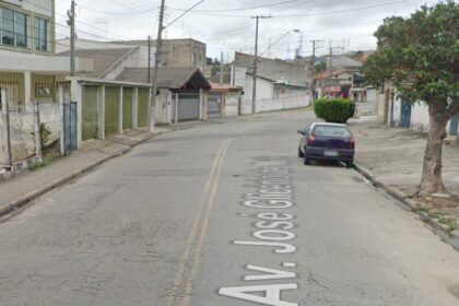 motociclista-fica-ferido-apos-queda-na-avenida-jose-glicerio-de-melo-em-mogi-das-cruzes