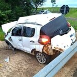 automovel-colide-com-talude,-capota-e-deixa-um-morto-na-sp-225-em-paulistania