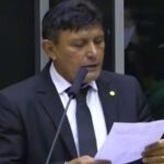 sessao-na-camara-e-encerrada-mais-cedo-apos-tumulto-e-bate-boca-sobre-caso-marielle