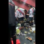 clube-da-libertadores-sofre-ataque-de-torcedores-no-vestiario-apos-derrota