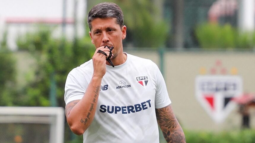 sao-paulo-x-talleres:-entenda-a-relacao-de-thiago-carpini-com-o-futebol-argentino