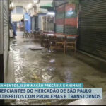 comerciantes-denunciam-alagamentos-e-infiltracoes-no-mercadao-de-sp