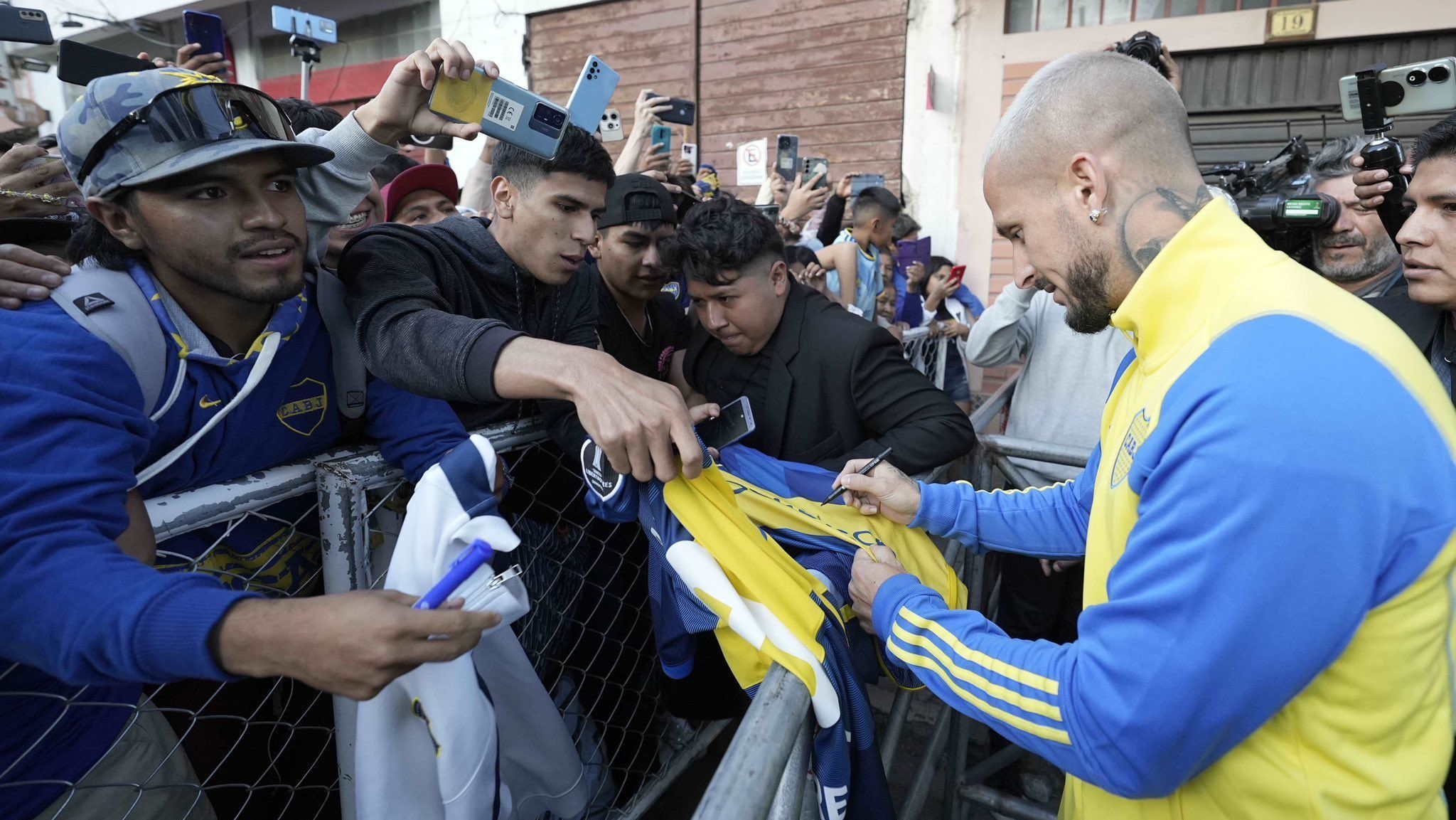 boca-juniors-encara-aventura-para-chegar-ao-local-da-estreia-na-sul-americana