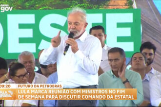 lula-convoca-reuniao-com-ministros-para-discutir-comando-da-petrobras