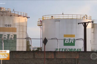 aloizio-mercadante-e-cotado-para-assumir-petrobras-em-meio-a-crise-na-estatal