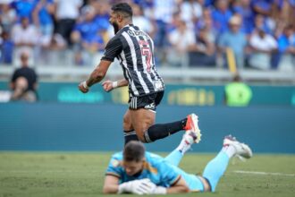 atletico-mg-vira-sobre-o-cruzeiro,-cala-mineirao-e-e-pentacampeao-do-mineiro