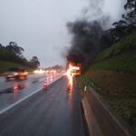 incendio-em-carreta-no-rodoanel-em-sp