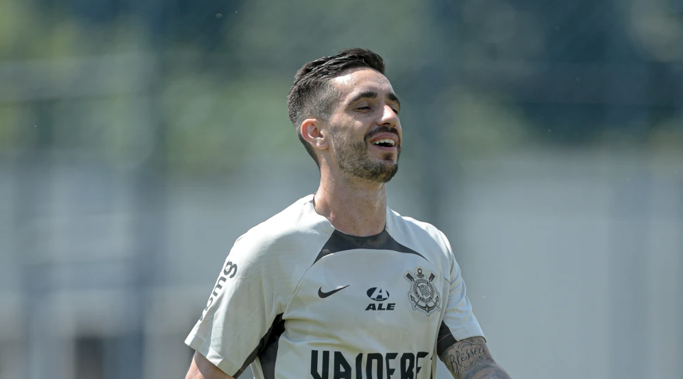 coronado-se-recupera-de-dengue-e-deve-reforcar-corinthians-contra-o-nacional-par