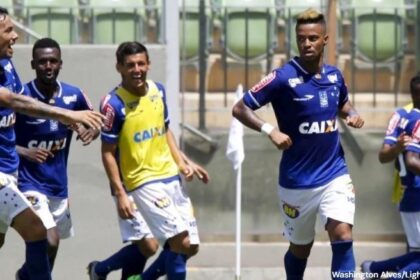 ameaca-de-morte:-ex-cruzeiro-revela-drama-por-imitar-galinha-em-classico