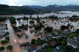 enchentes-no-rs-sao-lembrete-de-efeitos-caoticos-da-crise-climatica,-diz-onu