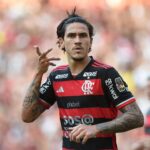 flamengo-domina-e-vence-o-corinthians,-no-maracana,-pelo-brasileirao