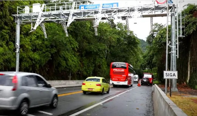 justica-federal-derruba-liminar-que-cancelava-multas-no-pedagio-free-flow-da-rio-santos