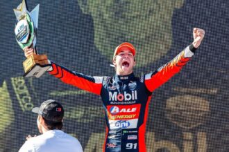 dudu-barrichello-conquista-corrida-sprint-da-stock-car-de-cascavel