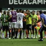 santos-confirma-grave-lesao-do-goleiro-joao-paulo,-que-nao-deve-voltar-a-jogar-em-2024