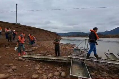 passarela-de-130-metros-e-reinstalada-no-vale-do-taquari-apos-chuvas-elevarem-rios-no-rs