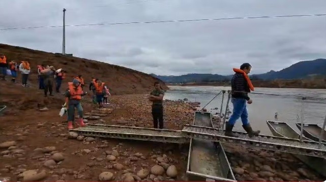 passarela-de-130-metros-e-reinstalada-no-vale-do-taquari-apos-chuvas-elevarem-rios-no-rs